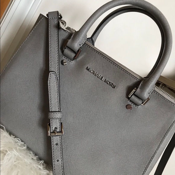 Michael Kors Handbags - Michael kors top handle/ cross body bag
